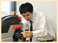 鍵の博士がうかがいます